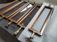 Balustrade en verre de main courante en laiton de luxe moderne pour escaliers, terrasse, extérieur, intérieur, sol de villa avec design décoratif élégant