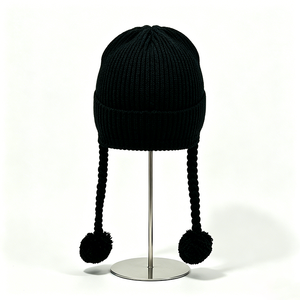 Gorro de punto unisex negro liso, grueso y cálido, con diseño de pompón de doble trenza, informal, térmico para invierno, con imagen de letras. - Product Image 6