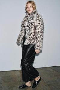 Kp & Za Mùa Thu Bộ Sưu Tập Cổ Điển Trang Trí Thỏ Lông Áo Khoác Da Báo Mô Hình Nhuộm Dài Tay Ve Áo Dệt Chất Liệu Vỏ Len - Product Image 5