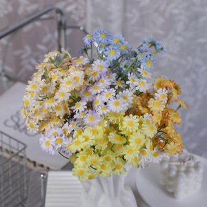 Fleurs artificielles en soie Jinxi, dessinées à la main, à la camomille, pour décorations de mariage et de maison, couleurs champagne, blanc, rose, jaune, orange, bleu - Product Image 2
