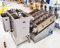 Presse à vis pour la déshydratation des boues, faible consommation d'énergie, séparateur solide-liquide en acier inoxydable 304 pour le traitement des eaux usées