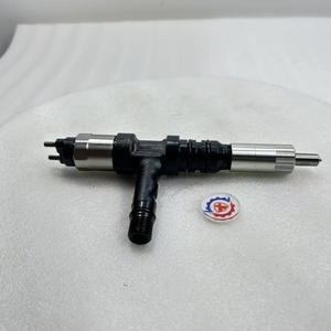 Excavator Fuel Injector 6755-11-3100 6212-11-3301 Fuel Injectors 6261-11-3200 in Stock Now - Product Image 6