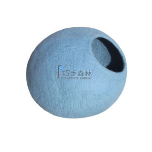 Letti per gatti di forma rotonda fatti a mano-letto e rifugio per gatti ecologici multicolori dalla lana della nuova zelanda - Product Image 4