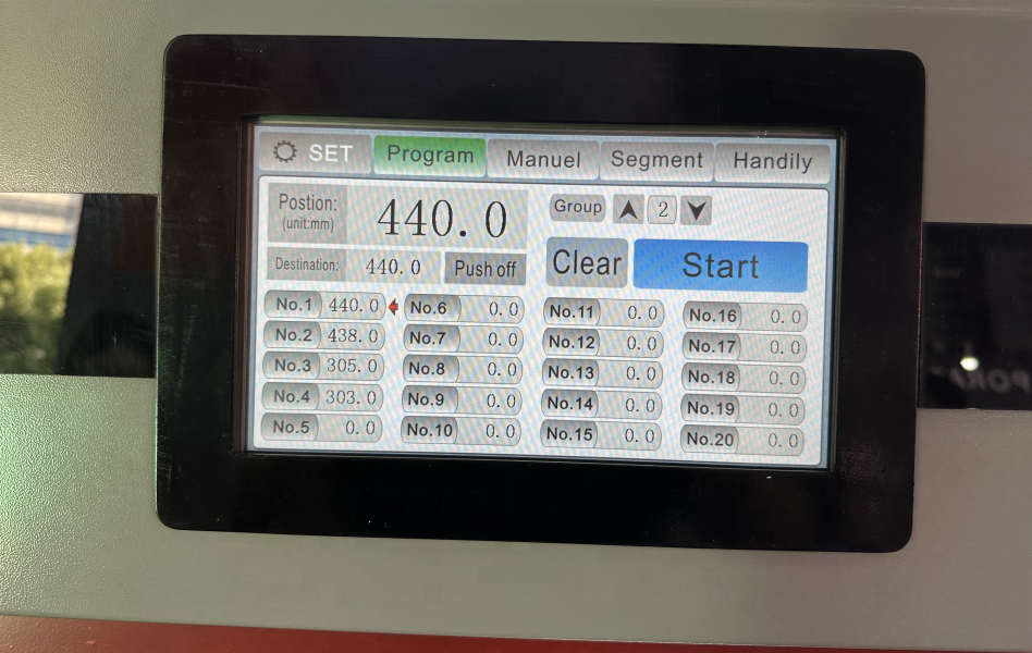 gilotine cutter paper machine