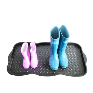 Le fabricant fournit de grandes bottes utilitaires polyvalentes, un plateau <span class=keywords><strong>à</strong></span> chaussures en <span class=keywords><strong>plastique</strong></span> contient trois paires de bottes ou de chaussures - Product Image 2