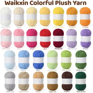 Fil chenille coloré et moelleux, 60 mètres, fil fantaisie doux 100% polyester pour le tricot à la main - Product Image 4