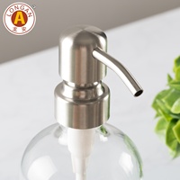 Accessoires de salle de bain en gros, distributeur de savon avec pompe résistante et emballage personnalisé