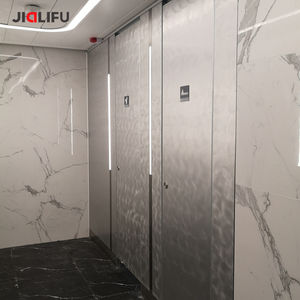 ห้องน้ำสำเร็จรูปแบบโมเดิร์นกันน้ำจากแผ่น HPL รังผึ้ง ที่สนามบินไป่หยุน - Product Image 3