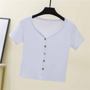 Camiseta corta de mujer de buena calidad al por mayor, transpirable de secado rápido Camiseta ajustada con cuello en V, camiseta personalizada - Product Image 3