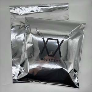 Bolsas de Envío Metálicas Plateadas con Logotipo Personalizado, Resistentes al Agua y Duraderas, para Ropa y Pieles - Product Image 5