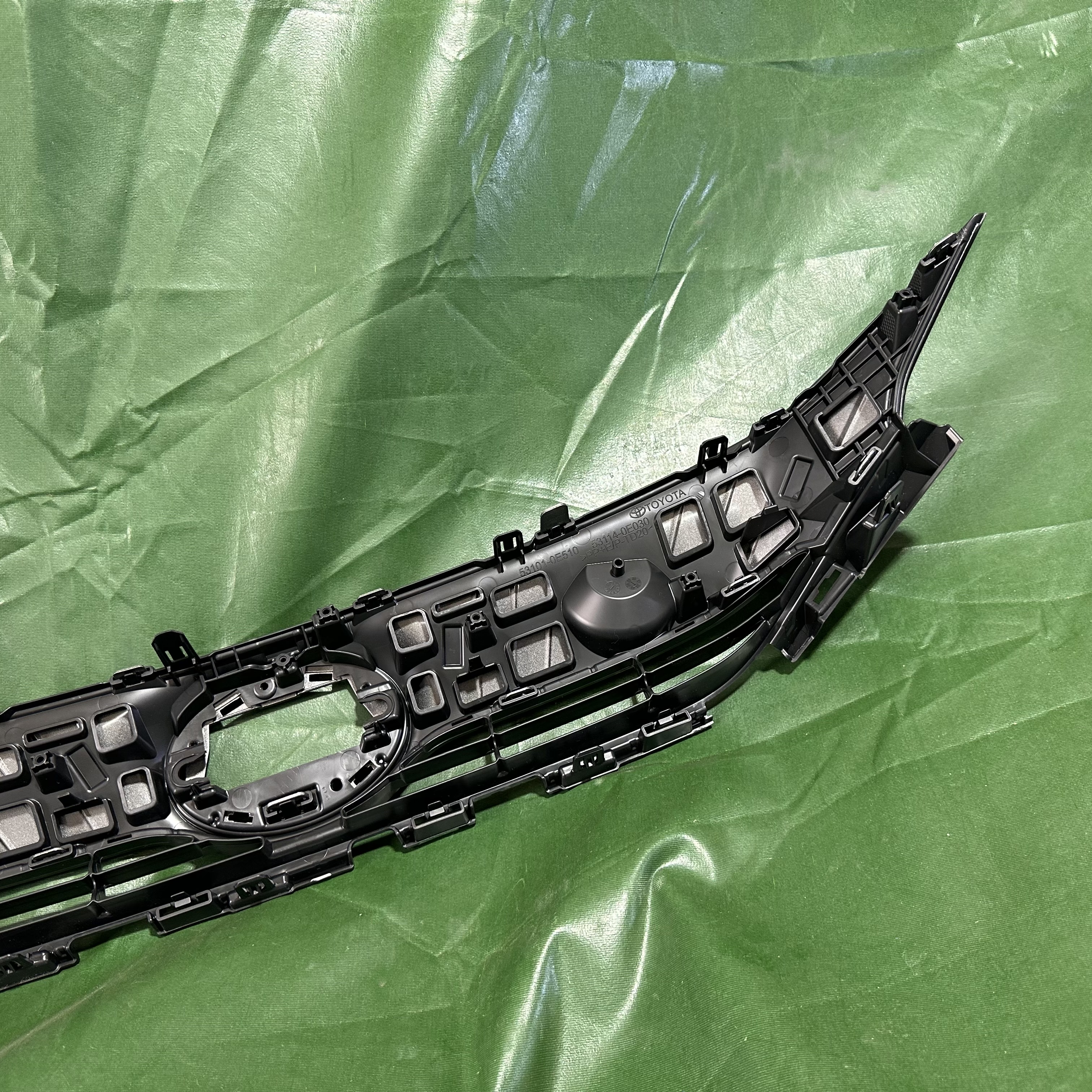 トヨタハリアーハイブリッド用自動車部品53101-48B61 5310148B61
