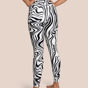 ชุดออกกำลังกายลายม้าลายสำหรับผู้หญิง - เสื้อชั้นในโยคะระบายอากาศน้ำหนักเบา กางเกงขาสั้นแห้งเร็ว ไซส์พลัส ดีไซน์สายไขว้หลัง เอวยางยืด - Product Image 4