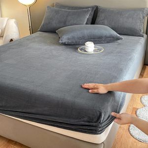 Soft Warm Winter Velvet <strong>Fleece</strong> Bed <strong>Fitted</strong> <strong>Sheet</strong> Thickened Coral Flannel Polyester Milk <strong>Fleece</strong> Mattress Protector Cover Woven - Product Image 3