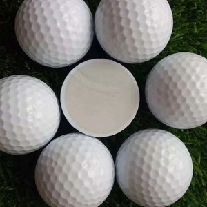 Balles d'entraînement intérieures et extérieures Surlyn durables avec logo personnalisé Balles de <span class=keywords><strong>golf</strong></span> d'entraînement 2 pièces pour la pratique du swing - Product Image 5