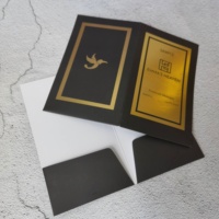 Carpeta de Presentación Personalizada Impresa en Papel/Cartón Offset A4 con Bolsillos Decorativos y Porta Tarjetas de 2 Pliegues