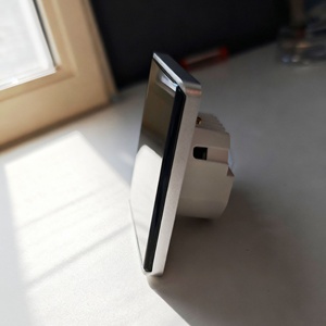 Interruptor Inteligente Matter86 Tipo Europeo con Marco Biselado de Vidrio Templado, Compatible con WIFI, Homekit y Control por Voz - Product Image 3