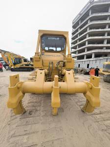 Bulldozer sur chenilles Caterpillar D8K en bon état, bulldozer japonais CAT D8K, bulldozer lourd à vendre - Product Image 5