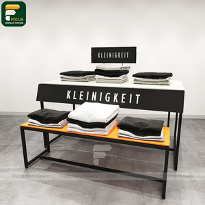 ชั้นวางเสื้อผ้าแบบเปิดพร้อมที่เก็บของ ชั้นวางเสื้อผ้าสำหรับร้านค้าปลีก ดีไซน์อุปกรณ์จัดแสดงเสื้อผ้า - Product Image 5