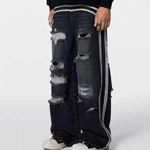 Nueva llegada de los hombres Hip Hop Street Style Heavy Ripped Jeans Loose Wash Water Vintage Cargo Pants Y2K para el invierno - Product Image 4