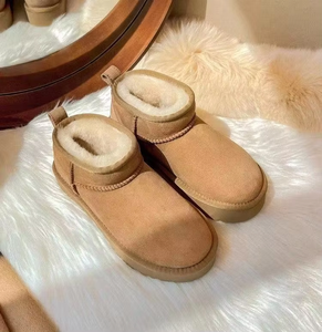 <span class=keywords><strong>Botas</strong></span> <span class=keywords><strong>de</strong></span> Invierno <span class=keywords><strong>de</strong></span> Piel <span class=keywords><strong>de</strong></span> Oveja para Mujer, Nuevas, Personalizadas, <span class=keywords><strong>con</strong></span> <span class=keywords><strong>Plataforma</strong></span>, Cálidas, <span class=keywords><strong>de</strong></span> Lana, para Clima Invernal, 2025 - Product Image 5