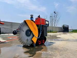 Machine à rainurer le béton sur chenilles pour asphalte routier, la plus vendue, profondeur de coupe 50 cm - Product Image 4