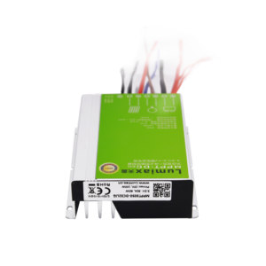 Régulateur solaire tout-en-un 30A pour lampadaire, avec contrôleur MPPT pour batterie 3.2V, IP68, fonctionnement crépusculaire à l'aube - Product Image 2