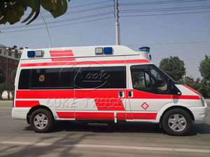 Ambulance compacte F0RD pour le transport de patients dans les communes rurales, service de premiers secours médicaux - Product Image 4