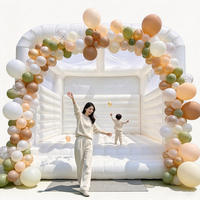 Château gonflable commercial tout blanc en PVC, écologique, pour location extérieure, idéal pour mariages et événements