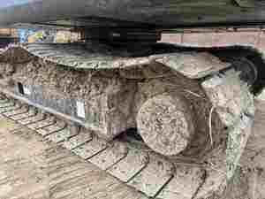 Excavatrice de 3 tonnes pour l'abattage d'arbres et le creusement de fossés - Product Image 6