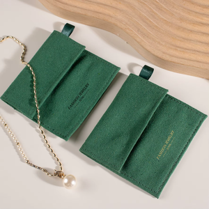 Pochette élégante en coton de luxe, style enveloppe, avec logo personnalisé et insert rembourré pour l'emballage et la présentation de bijoux (vente en gros) - Product Image 1
