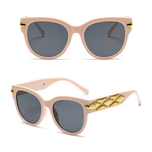 2025แว่นตาตาแมวย้อนยุคแว่นตาขากว้างระดับไฮเอนด์อินเทรนด์ทันสมัยป้องกันรังสียูวีแว่นกันแดดแฟชั่นกำหนดเองได้ - Product Image 6