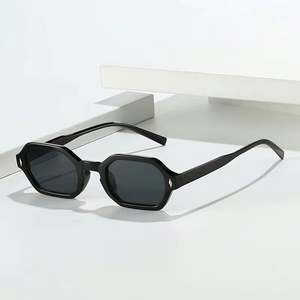 Gafas de Sol Retro 2025 con Logotipo Personalizado, Montura Pequeña para Hombre y Mujer, Lentes Transparentes con Degradado UV400, Gafas de Sol Rectangulares Poligonales - Product Image 3