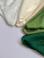 Tissu satiné en polyester tissé extensible, doux, à motifs floraux, de qualité supérieure, pour vêtements féminins, voile argenté, vente en gros # 3022