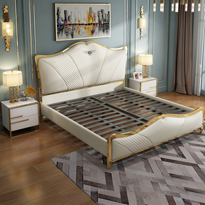 <span class=keywords><strong>Letto</strong></span> di Lusso a Forma di <span class=keywords><strong>Cuore</strong></span> in Pelle per Camera da <span class=keywords><strong>Letto</strong></span>, Rivestimento in Pelle Trapuntata a Rombi con Cornice Dorata ed Estetica Elegante e Opulenta - Product Image 1