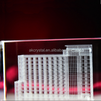 Cube en verre cristal 3D gravé au laser, personnalisé avec des bâtiments célèbres, artisanat artistique 3D, cadeau souvenir, fourni par l'usine