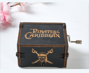 Cadeau créatif Mutoulao <span class=keywords><strong>Pirates</strong></span> <span class=keywords><strong>des</strong></span> Caraïbes Boîte à musique carrée en bois à manivelle avec logo personnalisé Couleur naturelle Taille compacte - Product Image 6