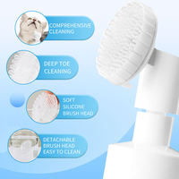 Mousse nettoyante pour pattes d'animaux pour chats et chiens, bain de pattes propre et rafraîchissant avec essence végétale et tête de brosse en silicone