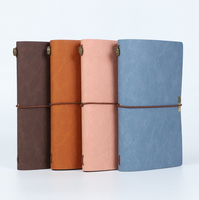 Carnet de voyage A5 en cuir marron, couverture souple, avec pochette et élastiques personnalisés pour carnet de voyageur - Vente en gros