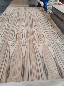 Chapa de teca natural de 3mm y 5mm, hojas de contrachapado marino con cara de Okoume rojo para piel de <span class=keywords><strong>puerta</strong></span> de muebles - Product Image 5