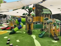 Certification ASTM F1487 disponible, membre IPEMA, équipement de terrain de jeux extérieur sur le thème de la forêt YONGLANG, toboggan en spirale en plastique et en acier