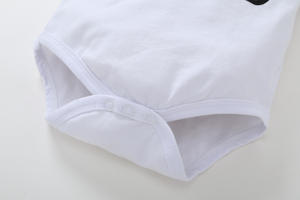 Ropa de Bebé al por Mayor de Indonesia, Ropa a Granel 100% Algodón Orgánico, Conjunto de 3 Piezas con Gorro para Niños Pequeños - Product Image 4