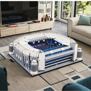 2025 nuevo tema del estadio Bernabéu, bloques de construcción de plástico de 5.000 piezas, regalo para Ins Wind, pareja y niños - Product Image 4