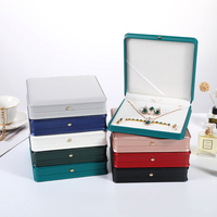 Boîte à bijoux en velours noir avec logo personnalisé, coffret cadeau de luxe en cuir PU pour bague, collier, boucles d'oreilles et bracelet