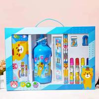 Ensemble de papeterie promotionnel paquet cadeau ensemble étudiant créatif dessin animé luxe bouteille d'eau papeterie maternelle cadeau en gros