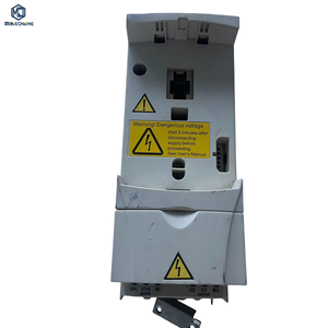 Controlador PLC, Sensor, Convertidor de Frecuencia, Nuevo y Original ACS310-03E-01A3-4 - Product Image 1
