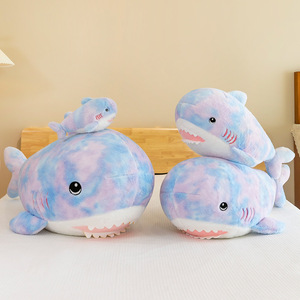 65Cm Mềm Cá Mập Sang Trọng Cầu Vồng Nhồi Bông Lớn Động Vật Biển Đồ Chơi Hỗn Hợp Màu Cá Mập Đồ Chơi Cho Quà Tặng - Product Image 3