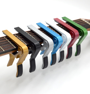 Capo-accesorios universales para guitarra, llave de cambio rápido, de aleación de aluminio, Metal, acústica, clásica, para piezas de guitarra - Product Image 2