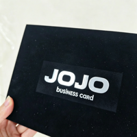 Boîte cadeau personnalisée en velours magnétique avec feuille d'argent, porte-cartes métallique sur mesure pour cartes de membre VIP d'entreprise