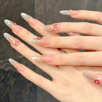 Faux ongles à presser pour femmes, rose nude, longs, forme amande, ombré laiteux, feuille de rose rouge, breloque cristal, pour style jardin vintage