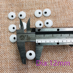 Venta al por mayor de <span class=keywords><strong>Ojos</strong></span> de resina de 12mm y 14mm para DIY juguete medio Animal ojo azulejos para títere Amigurumi oso de peluche ganchillo muñeco de plástico - Product Image 4
